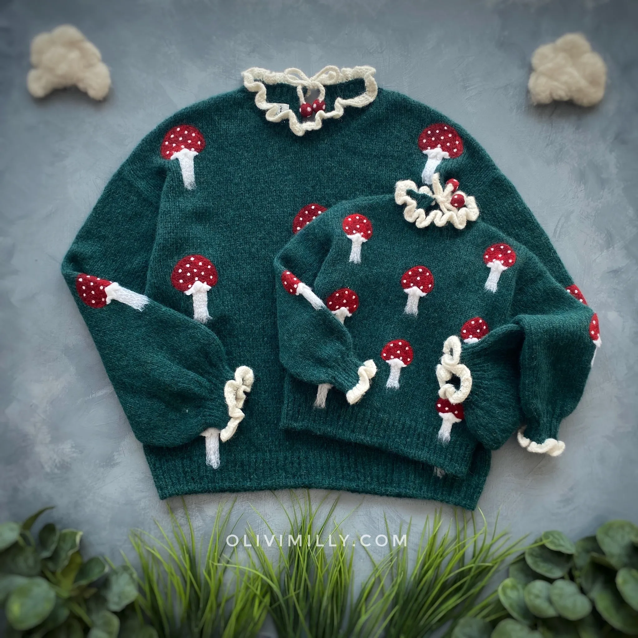 Adult Mushrooms pullover | Emerald