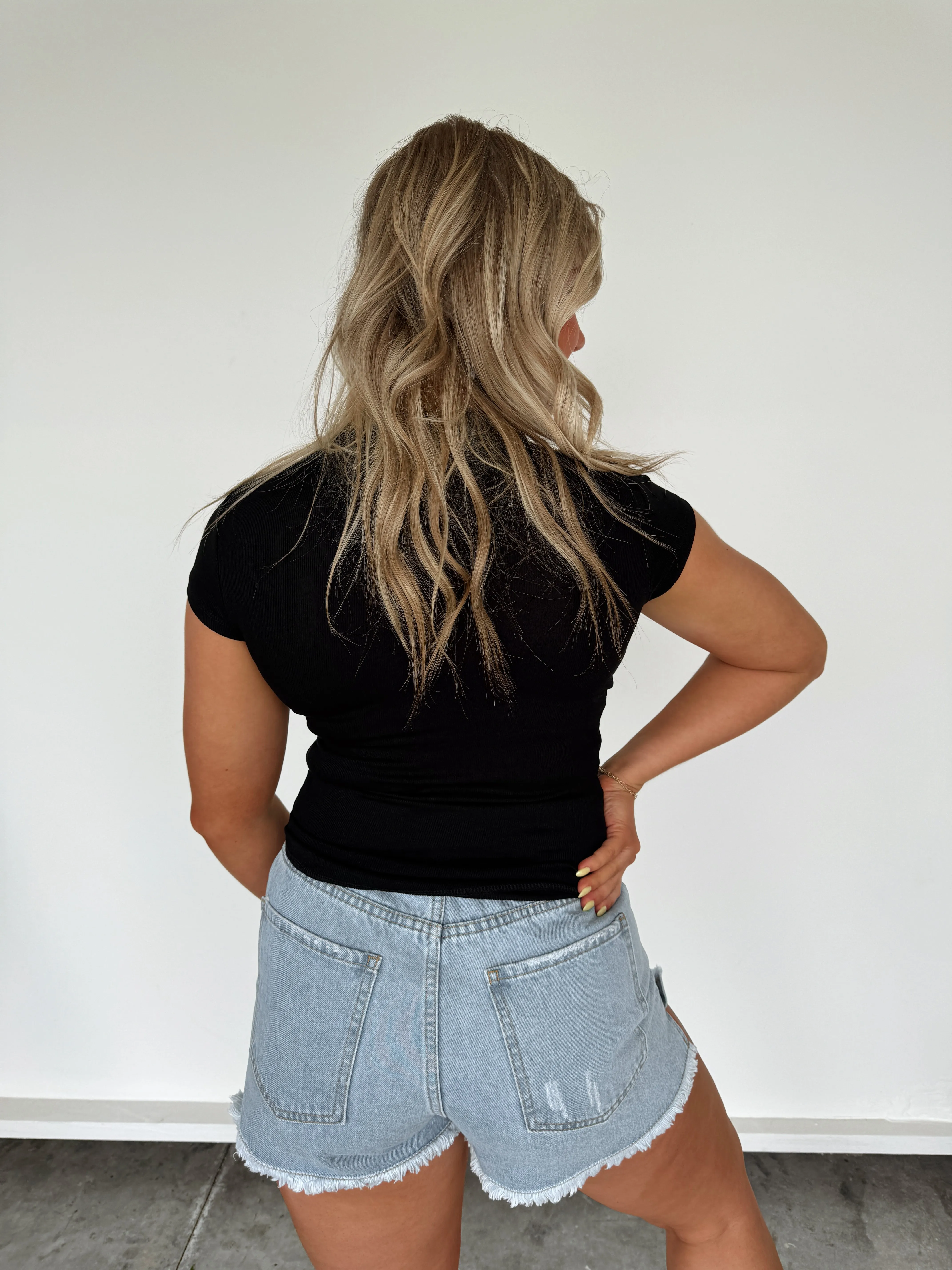 Best Essential Tee-Black