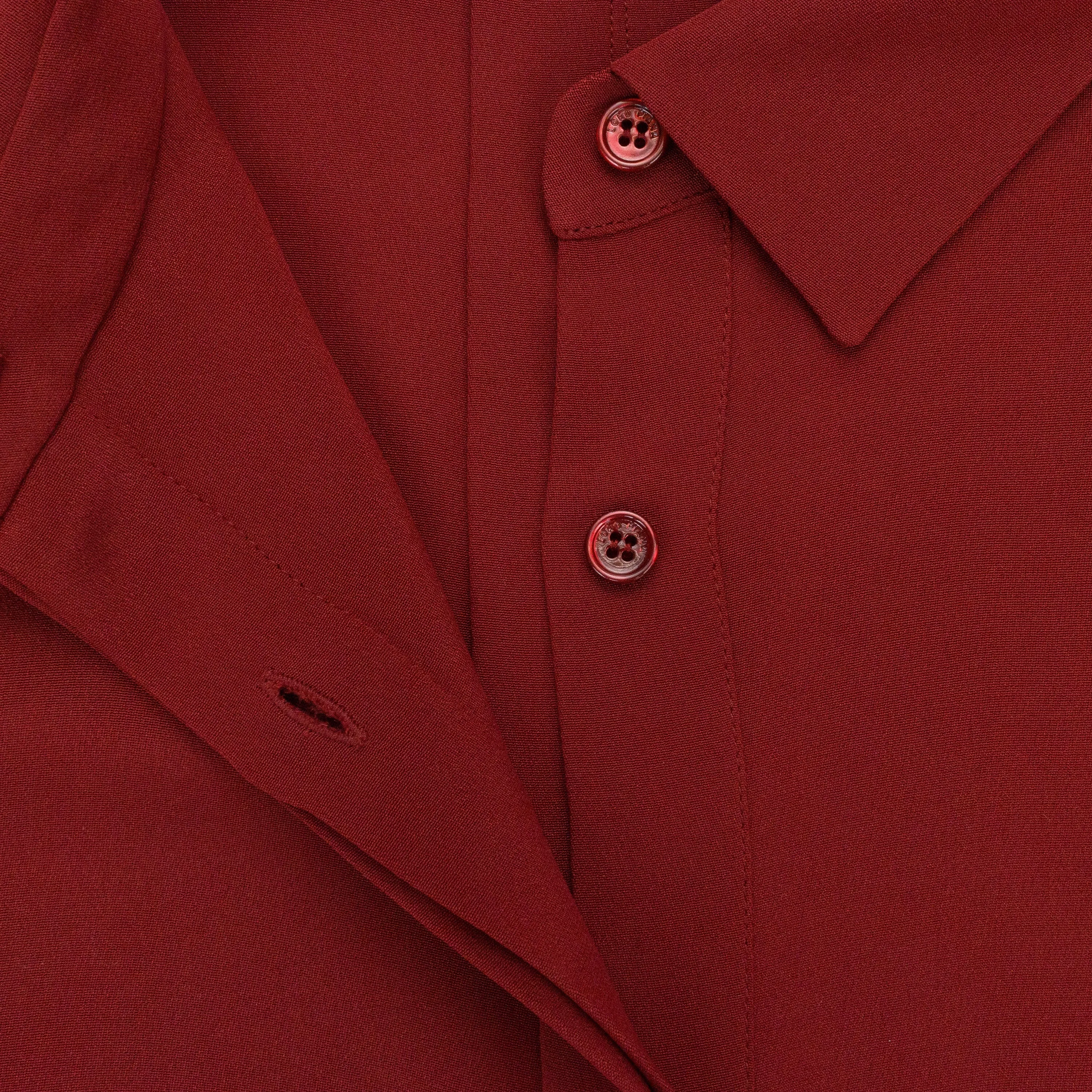 LONG SLEEVE BURGUNDY BUTTON-UP TOP