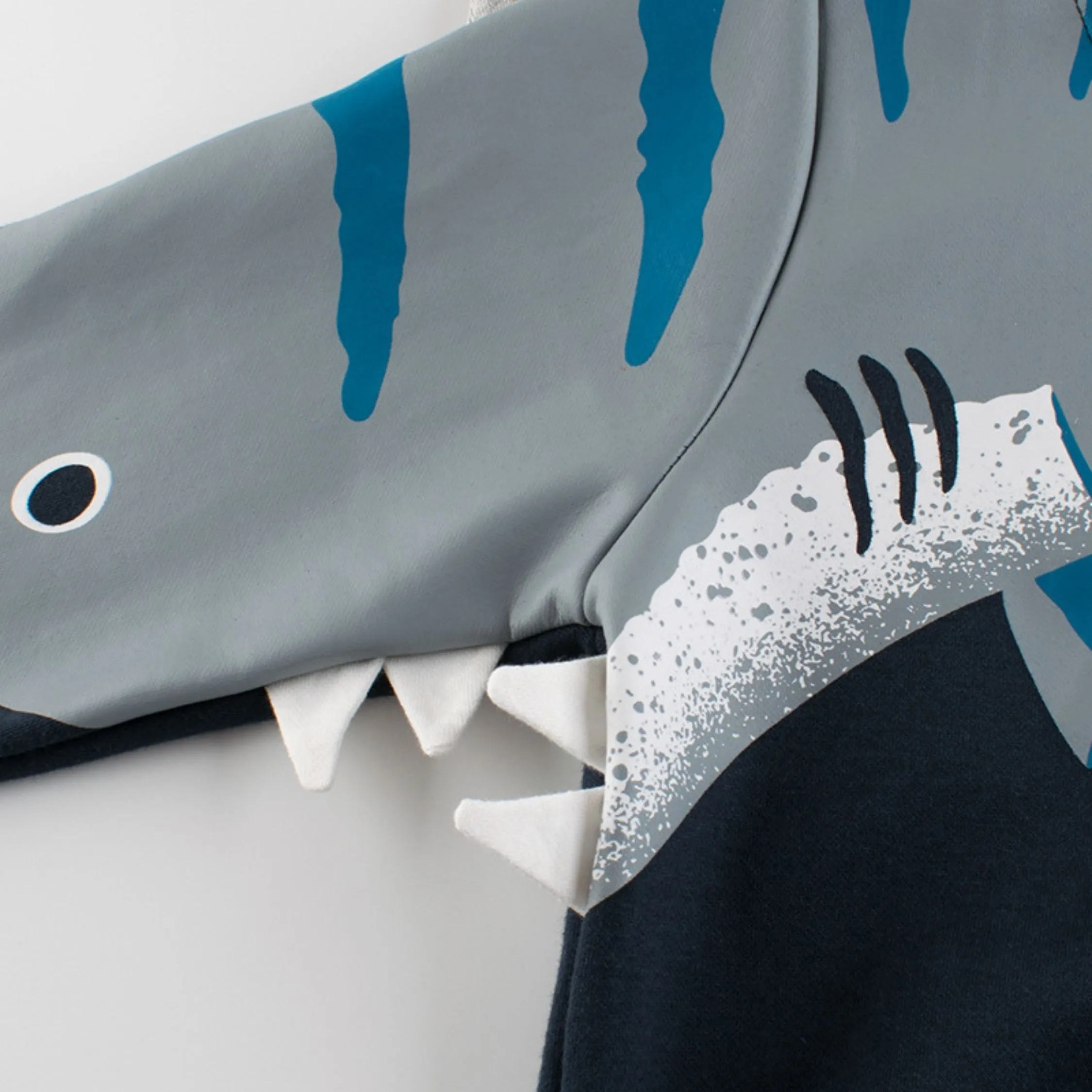Long Sleeves Cute Shark Theme  Boys Sweatshirt in Blue
