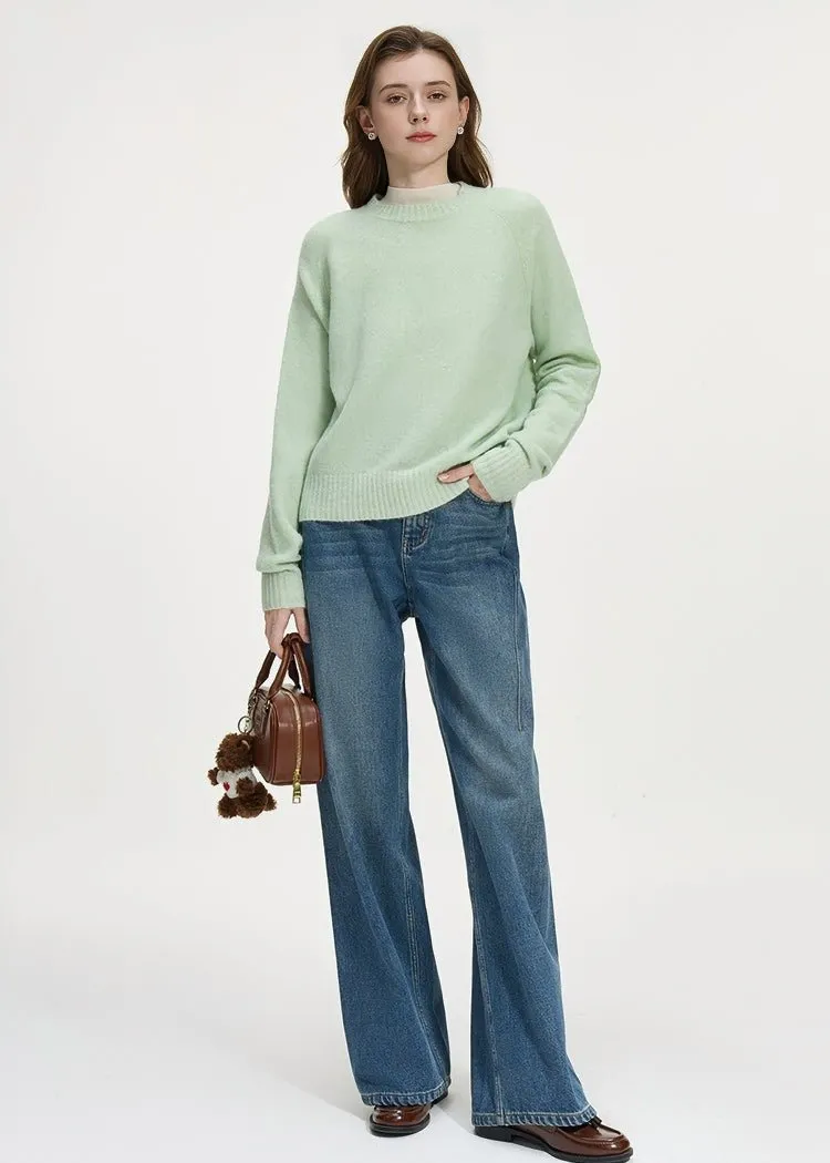 LOOSE GENTLE ROUND NECK KNIT