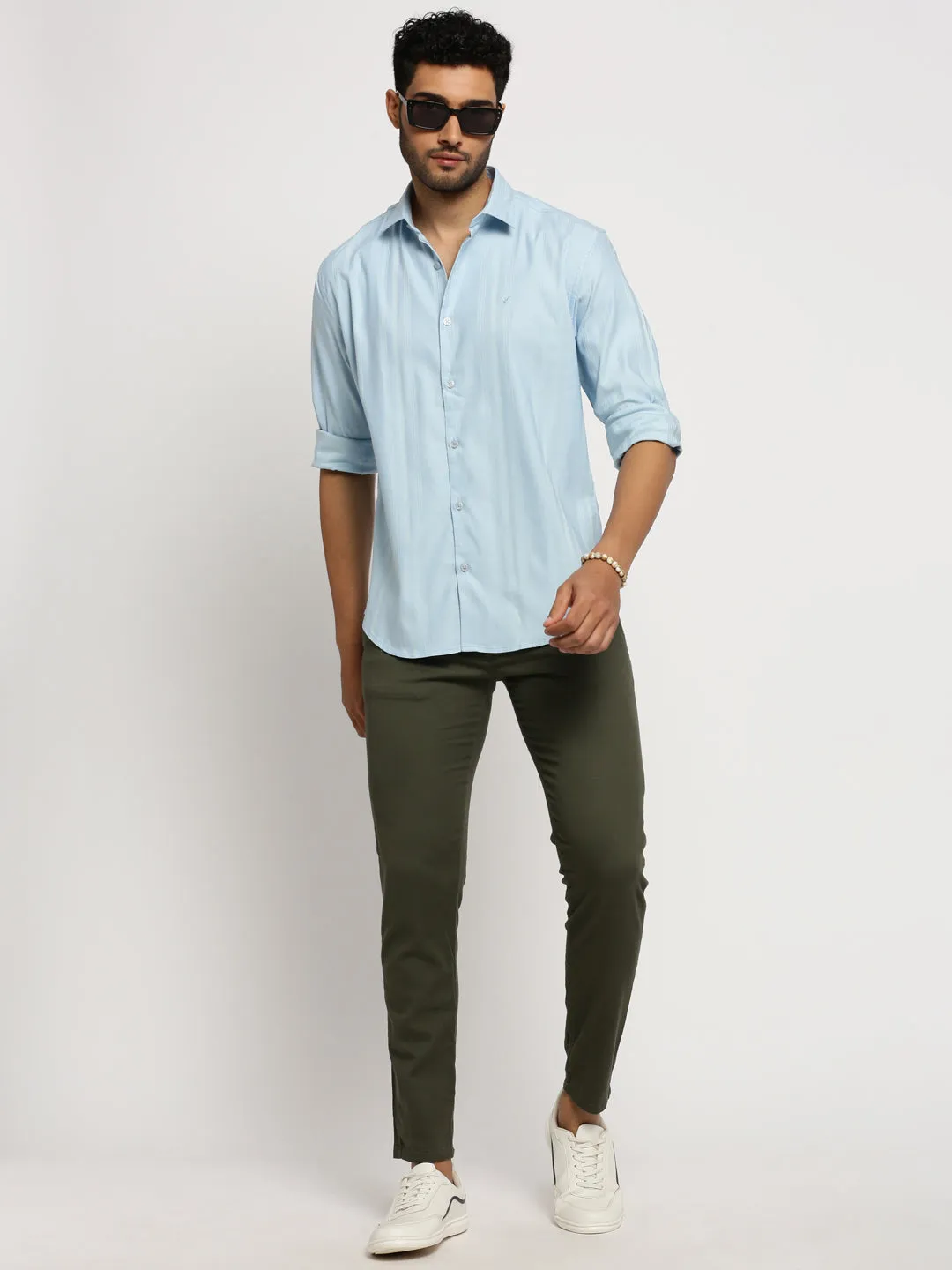 Men Blue Slim Fit Vertical Striped Long Sleeves Cotton Casual Shirt