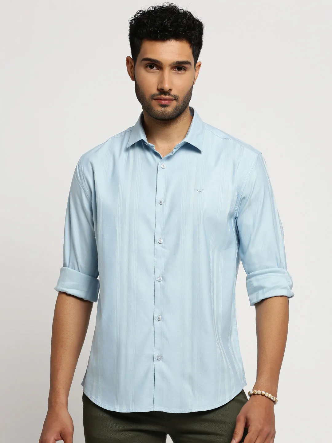 Men Blue Slim Fit Vertical Striped Long Sleeves Cotton Casual Shirt