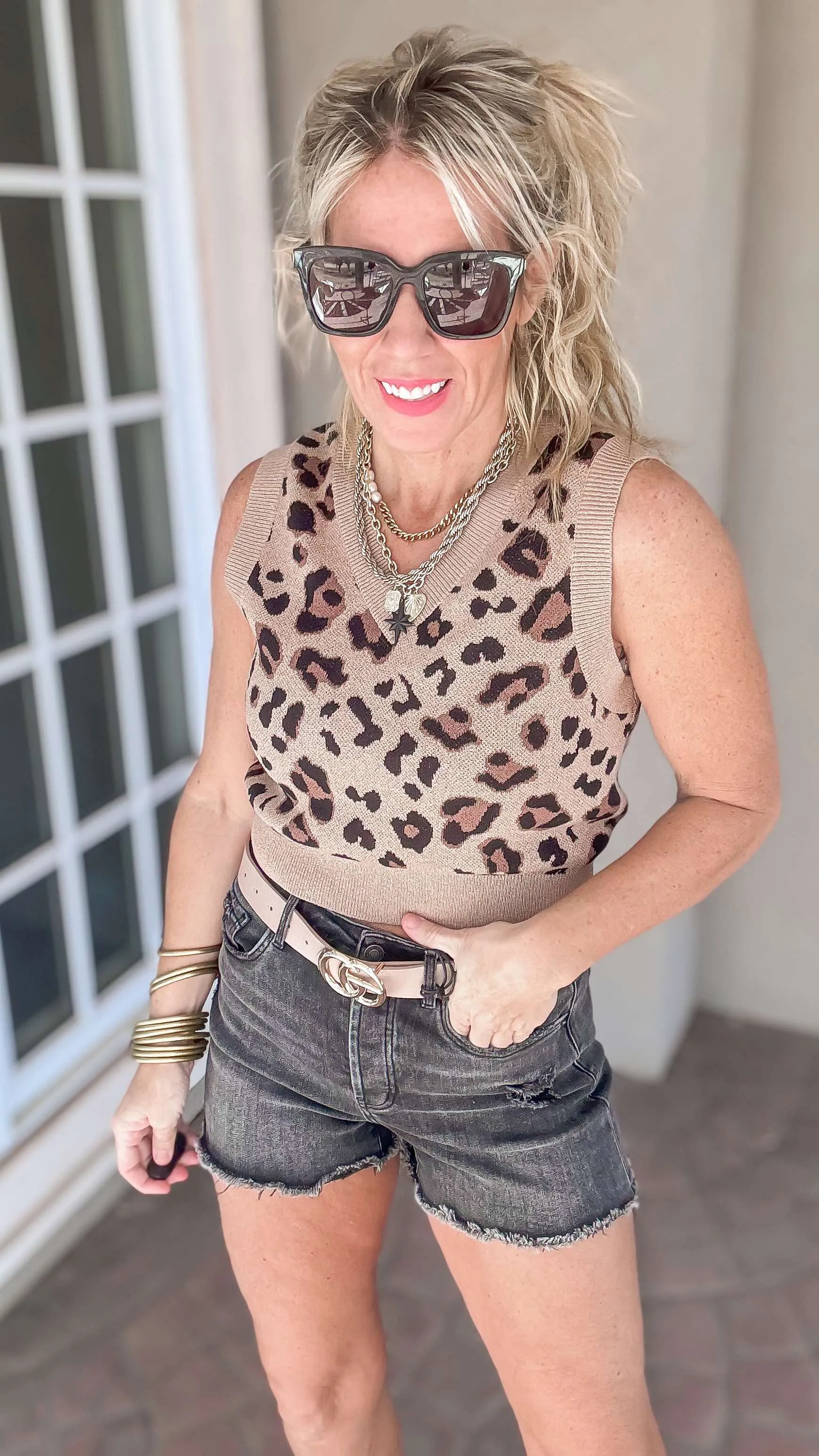 Sleeveless V Neck Leopard Printed Crop Sweater Top*