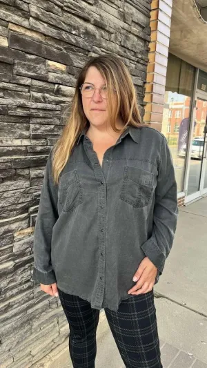 TOP - GREY BUTTON-UP SHIRT