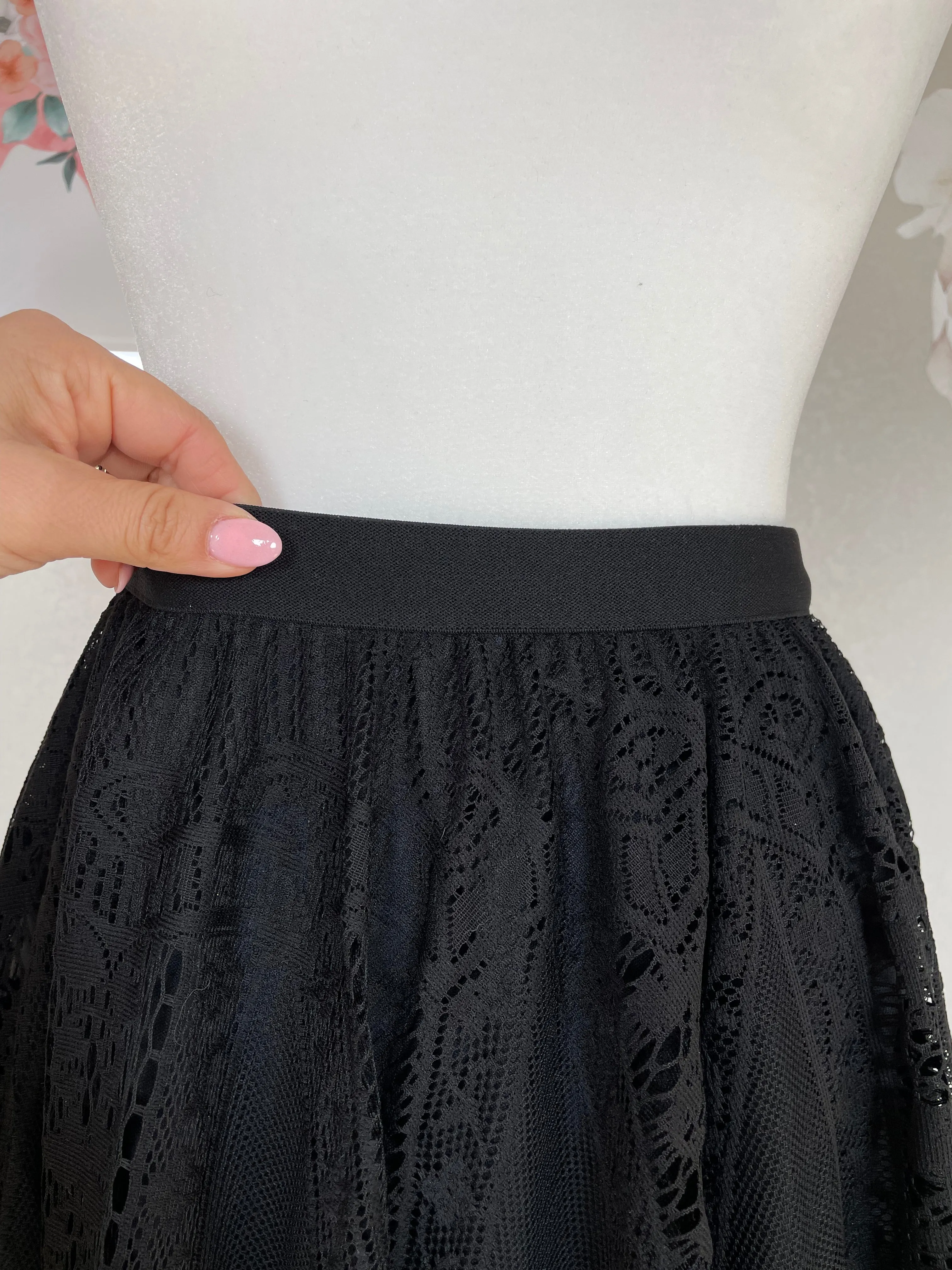 Vintage Vaquera Lace Maxi Skirt